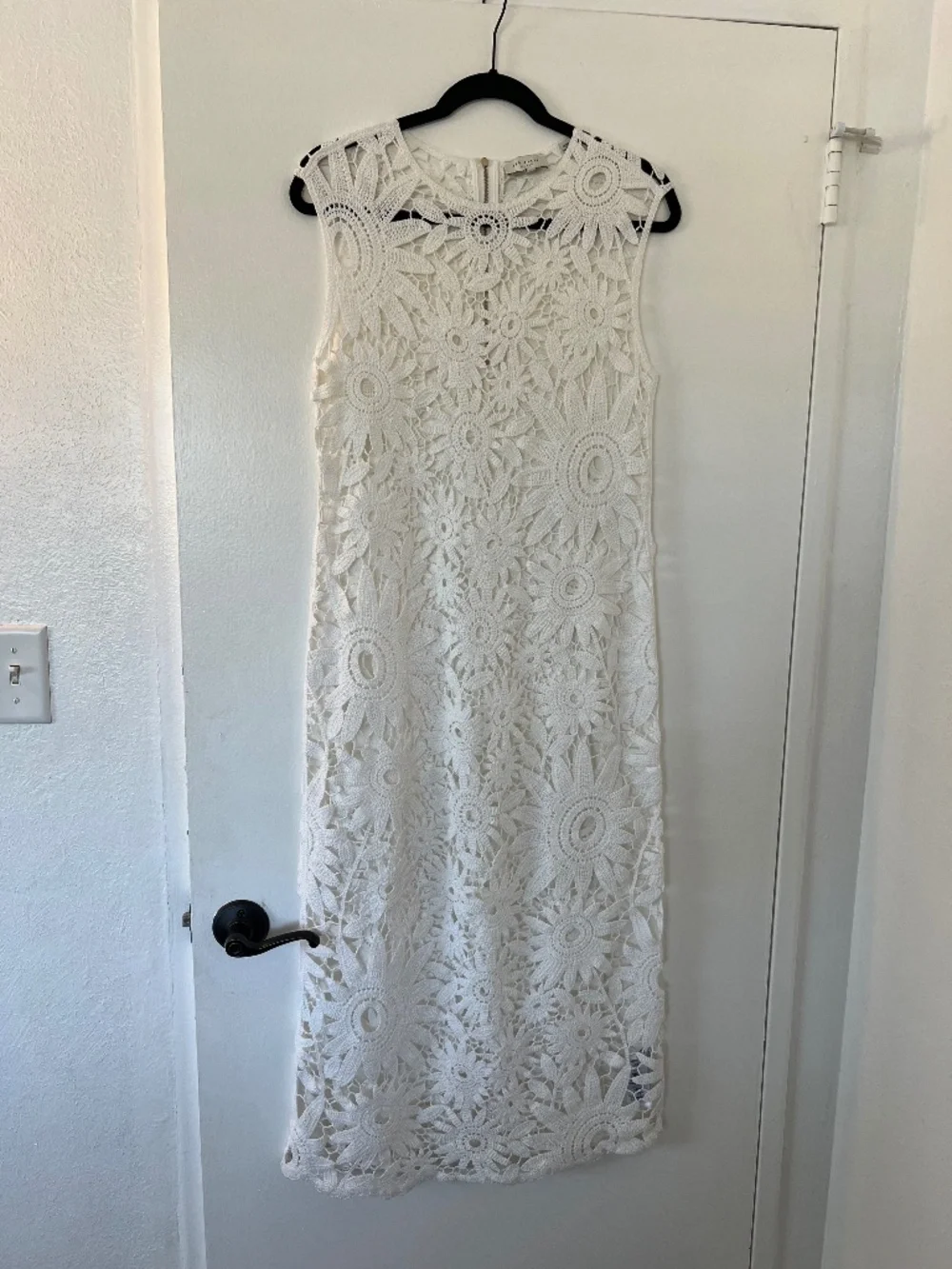 Ted Baker Boho Crochet Old Money Scalloped Midi Dress (3) - Picture 2 of 9